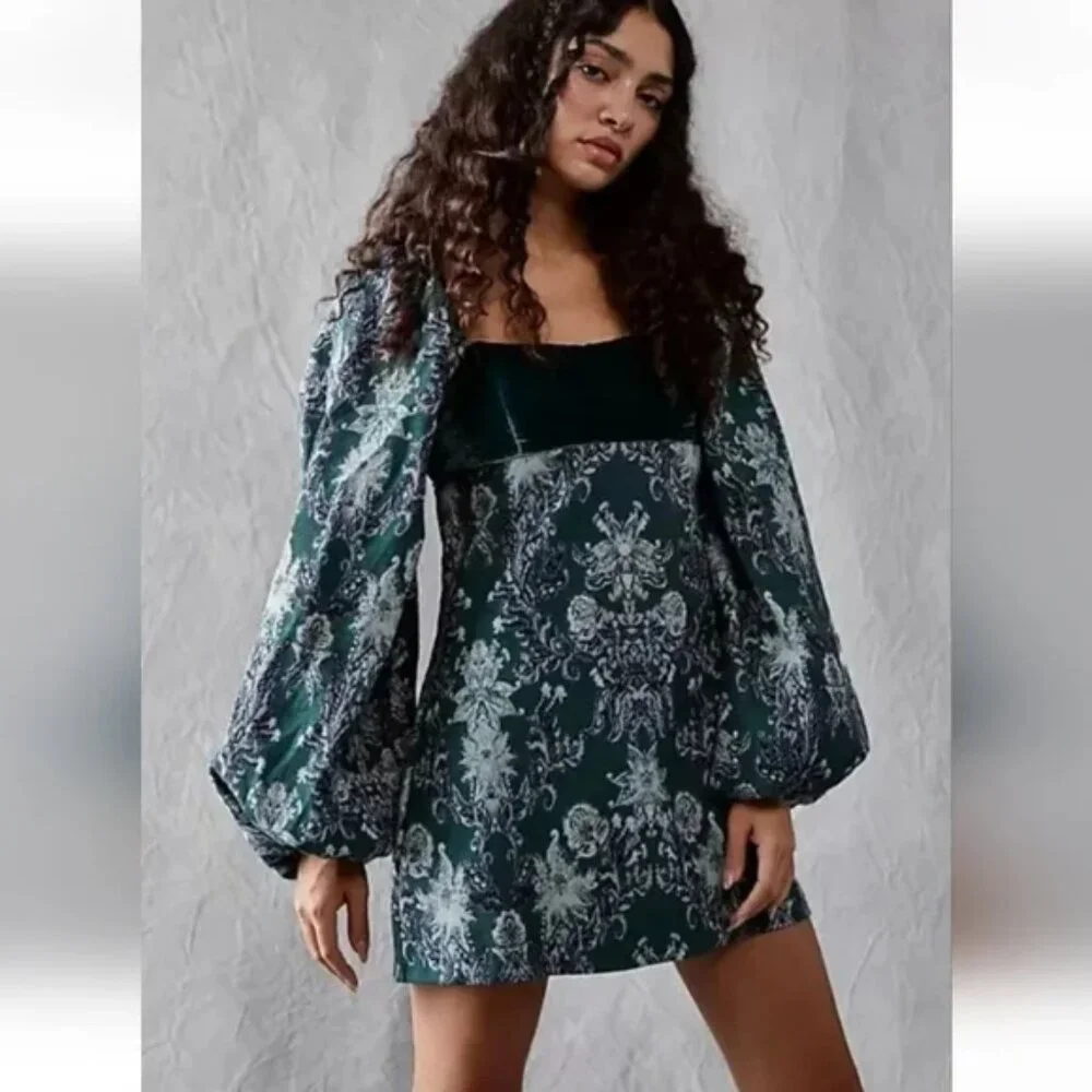 EUC Free People Lauren Green Floral Velvet & Tapesty Holiday Mini Dress